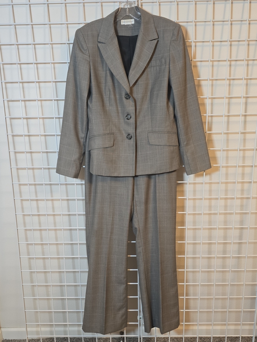Worthington Gray Plaid Two-Piece Suit Size 8